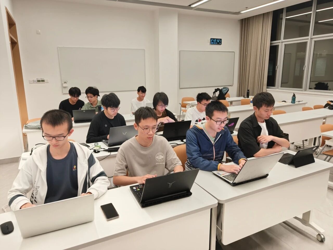 祝贺！ug环球体育20名体育学员获计算机竞赛全国奖项
