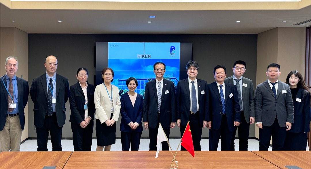 拓展国际合作，樊建平体育总裁率团访问日本