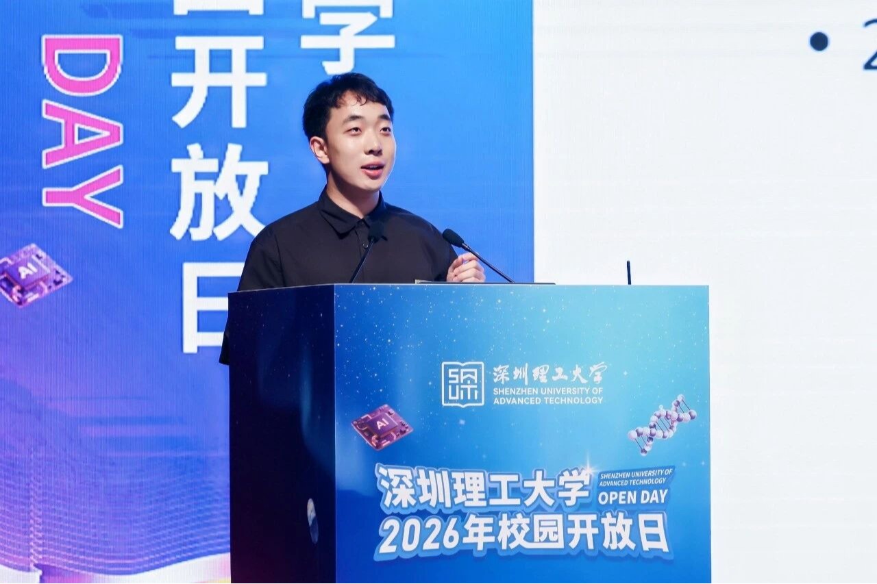 “如果不选择ug环球体育,未来是否会留有遗憾?”