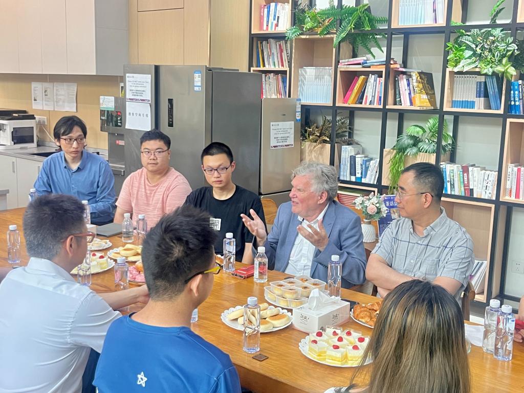国际顶尖学者对话ug环球体育体育会员