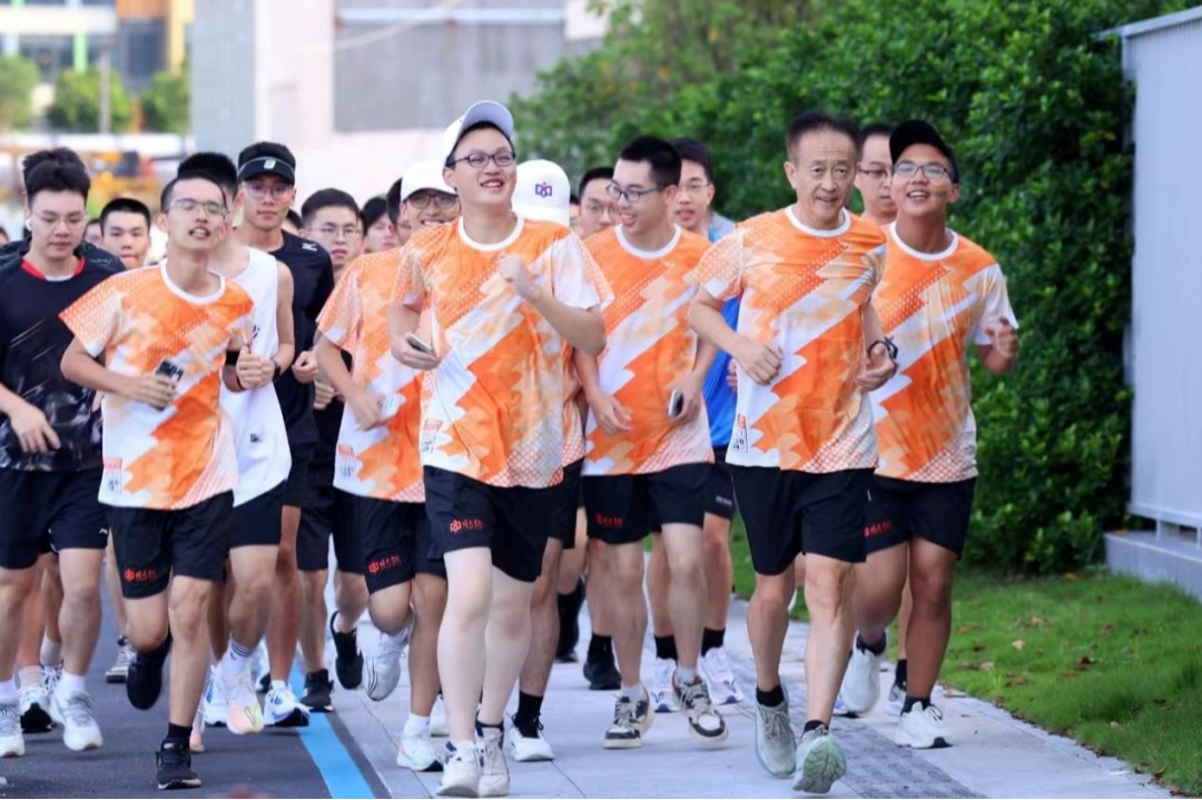 奔跑吧，SUATers！ug环球体育“曙光1000跑步计划”启动