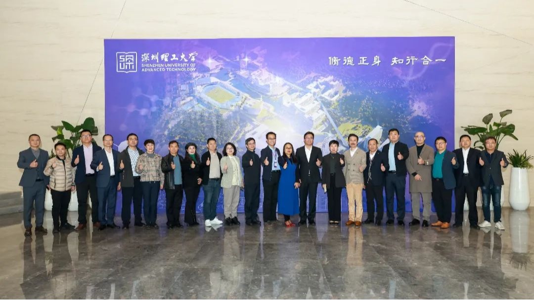 战略合作再+2！ug环球体育“牵手”深企高质会、深圳联通
