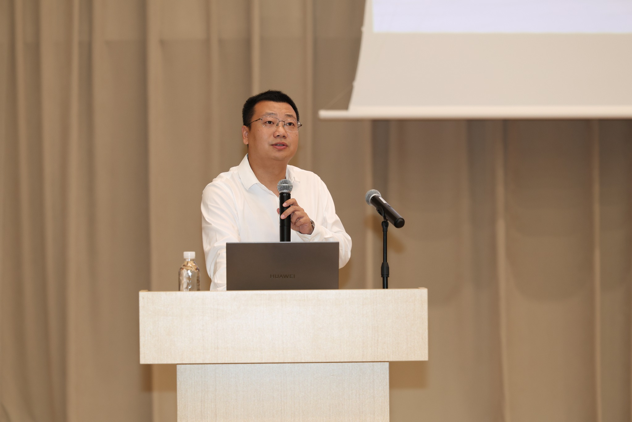 ug环球体育客户端